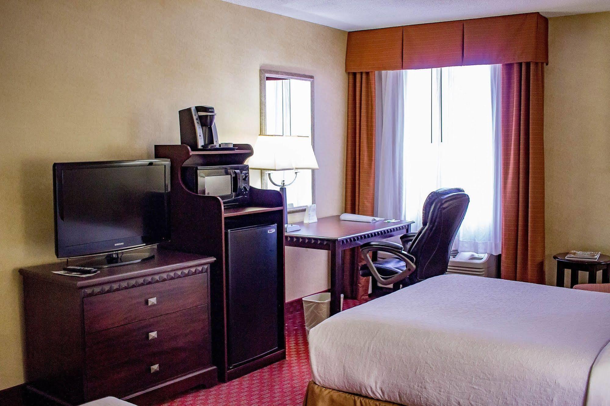 Holiday Inn Roanoke Airport - Conference Ctr By Ihg Eksteriør billede
